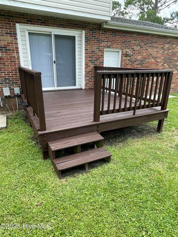600 Oakwood Avenue, Jacksonville, NC 28546
