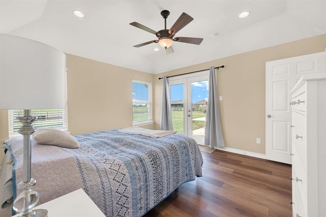 736 Audra Circle, Rhome, TX 76078