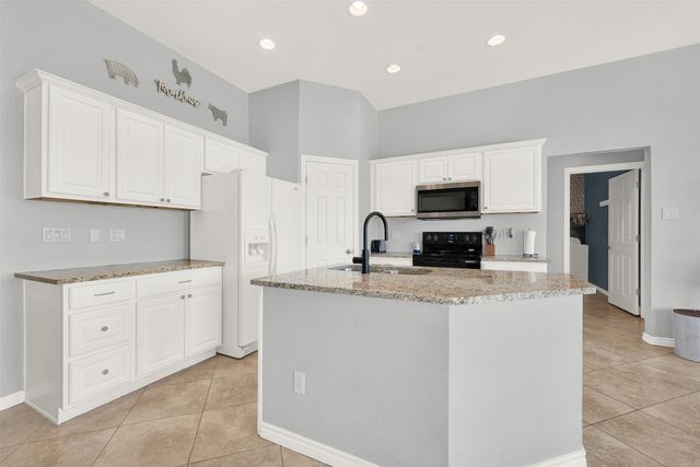 736 Audra Circle, Rhome, TX 76078