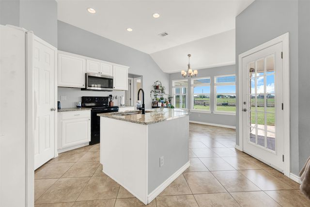 736 Audra Circle, Rhome, TX 76078