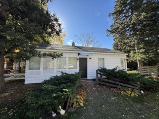 742 Sheridan Springs ROAD, Lake Geneva, WI 53147