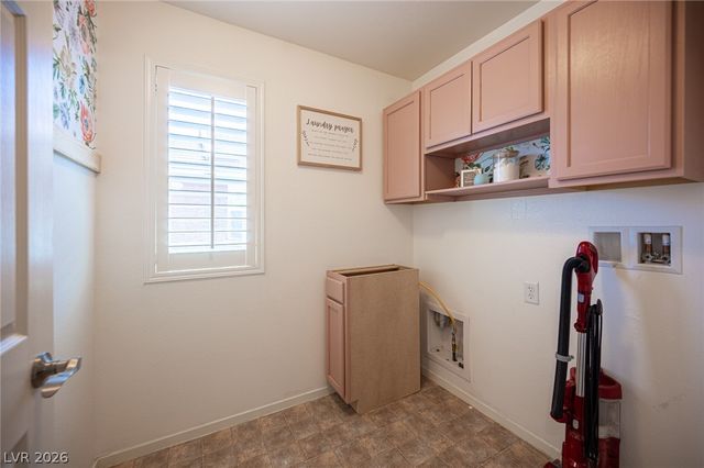 1069 Water Cove Street, Henderson, NV 89011