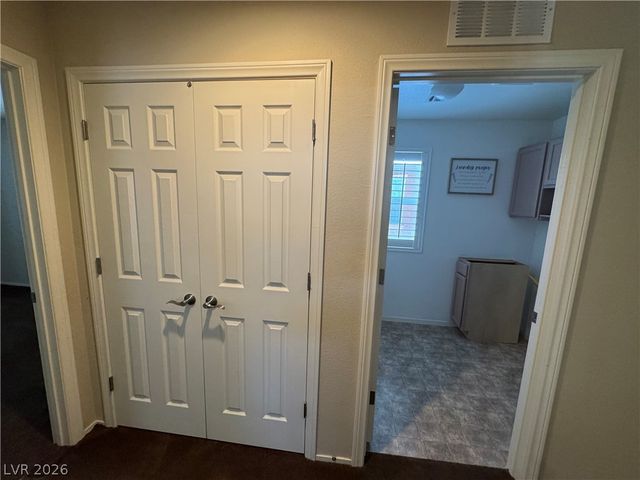 1069 Water Cove Street, Henderson, NV 89011