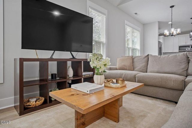 506 Dogwood Road, Holly Springs, NC 27540