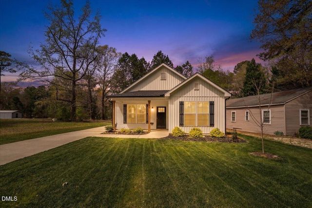 506 Dogwood Road, Holly Springs, NC 27540