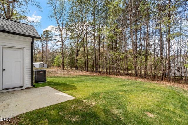 506 Dogwood Road, Holly Springs, NC 27540