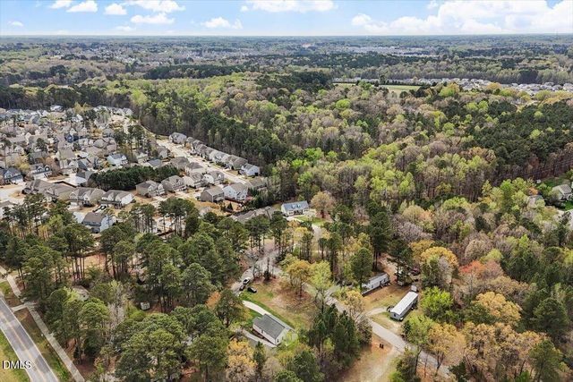 506 Dogwood Road, Holly Springs, NC 27540