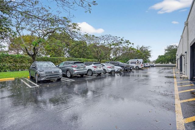 Full-Service Beauty Salon For Sale In Doral, Doral, FL 33172