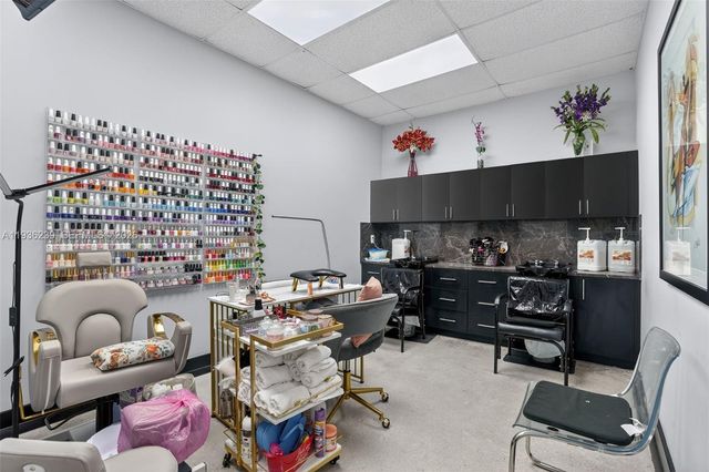 Full-Service Beauty Salon For Sale In Doral, Doral, FL 33172