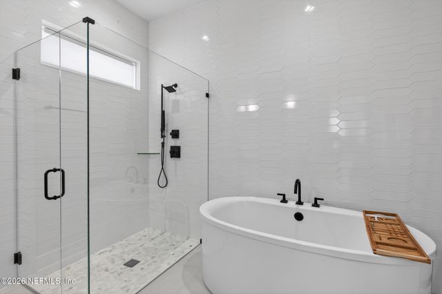 20 OAKMOSS Drive, St. Johns, FL 32259