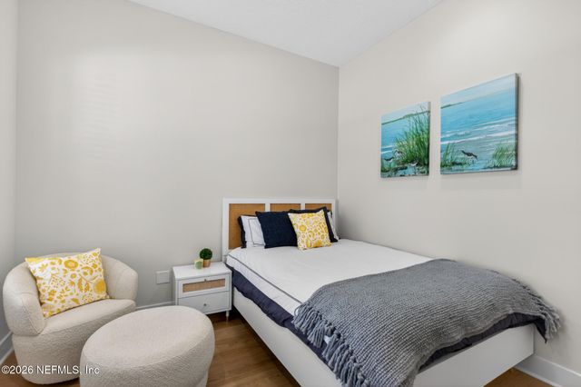 20 OAKMOSS Drive, St. Johns, FL 32259