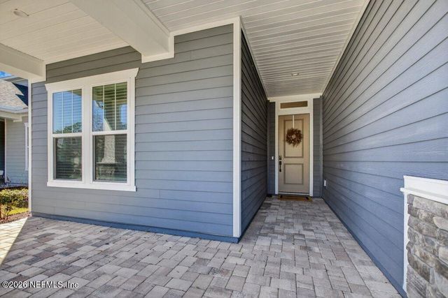 20 OAKMOSS Drive, St. Johns, FL 32259