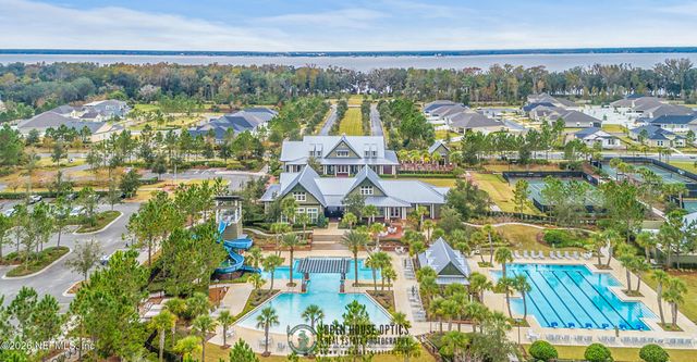 20 OAKMOSS Drive, St. Johns, FL 32259