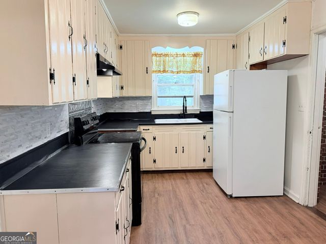 105 Dogwood Drive, Lagrange, GA 30241