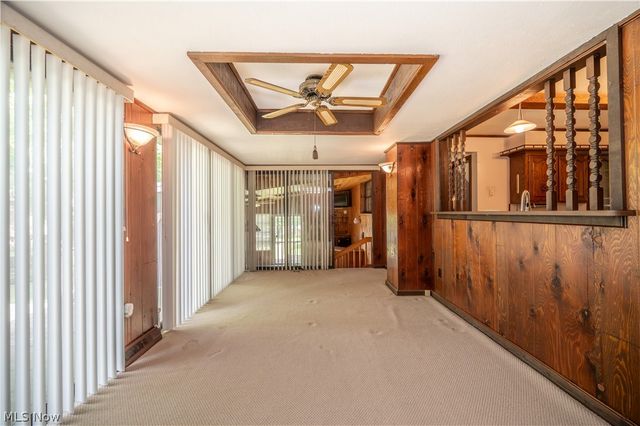 2882 Decamp Road, Youngstown, OH 44511