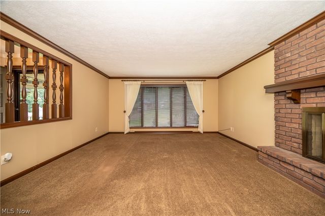 2882 Decamp Road, Youngstown, OH 44511