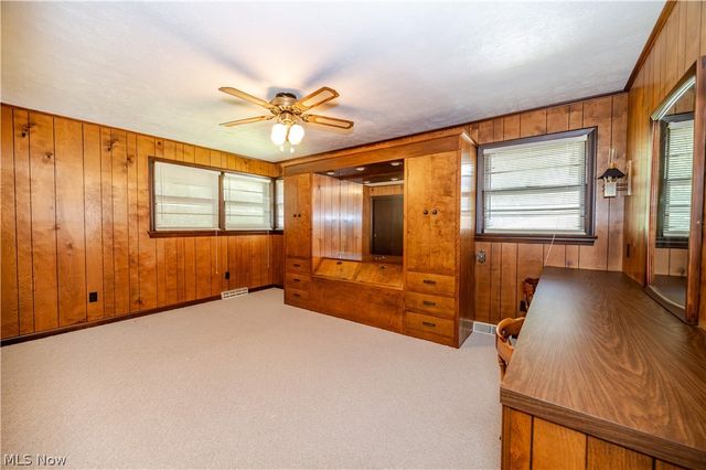 2882 Decamp Road, Youngstown, OH 44511
