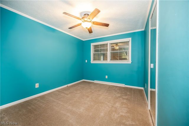 2882 Decamp Road, Youngstown, OH 44511