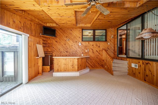 2882 Decamp Road, Youngstown, OH 44511