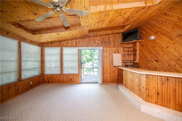 2882 Decamp Road, Youngstown, OH 44511
