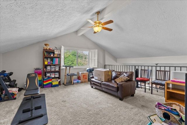 1118 Killarney Avenue, Friendswood, TX 77546