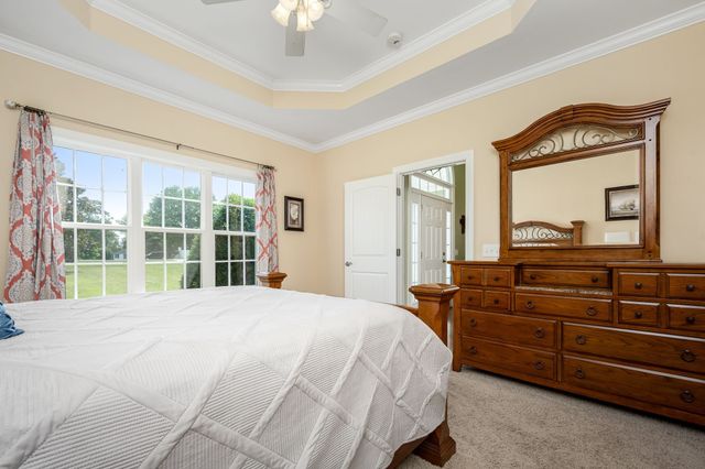 995 Dripping Springs Rd, Winchester, TN 37398