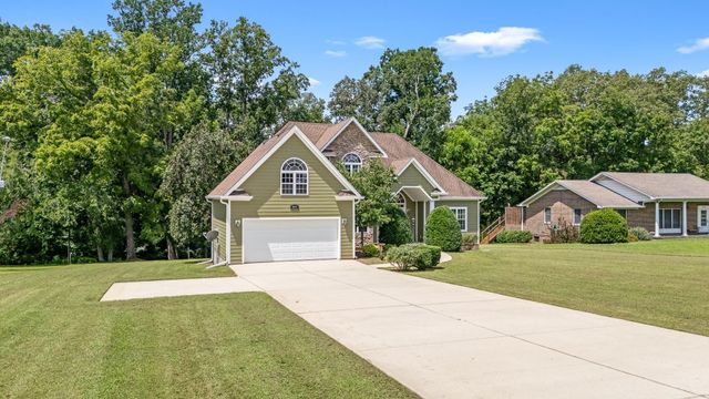 995 Dripping Springs Rd, Winchester, TN 37398