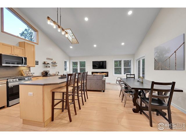 342 Brook Cir, Boulder, CO 80302