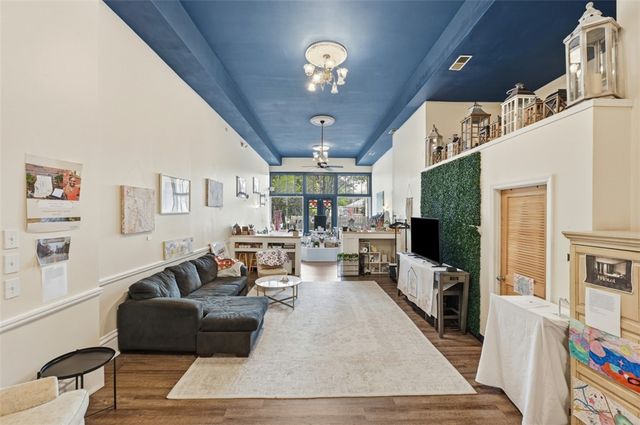 436-440 S Main St, West End, PA 15220