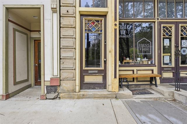 436-440 S Main St, West End, PA 15220