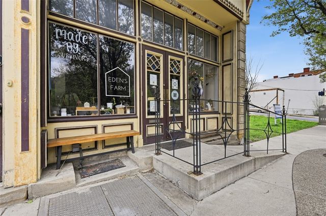 436-440 S Main St, West End, PA 15220