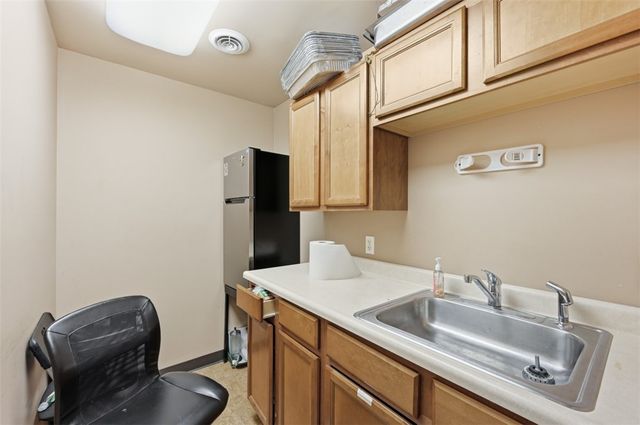 436-440 S Main St, West End, PA 15220