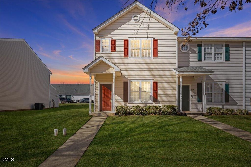 317 Commons Drive, Holly Springs, NC 27540