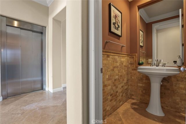 12468 Longacre, Granada Hills, CA 91344