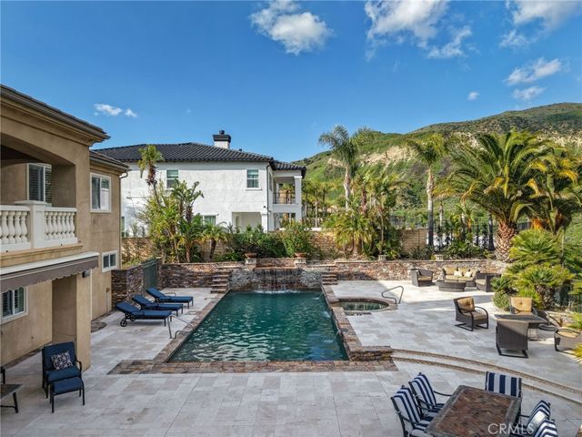 12468 Longacre, Granada Hills, CA 91344