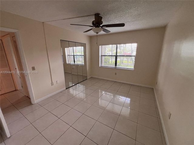 451 NW 100th Place 101, Pembroke Pines, FL 33024