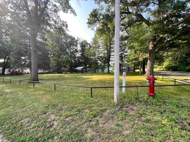 367 W Oak Street, Harrison, MI 48625