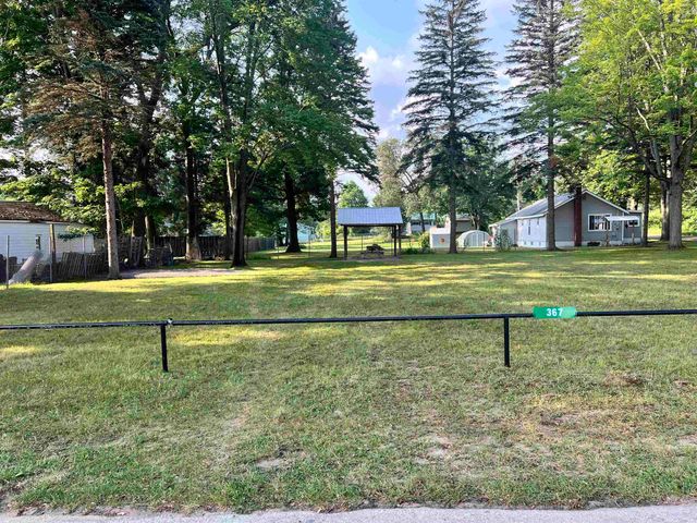 367 W Oak Street, Harrison, MI 48625