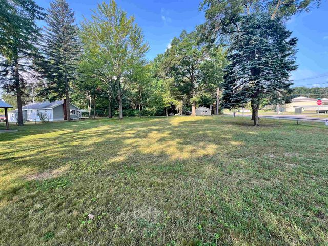 367 W Oak Street, Harrison, MI 48625