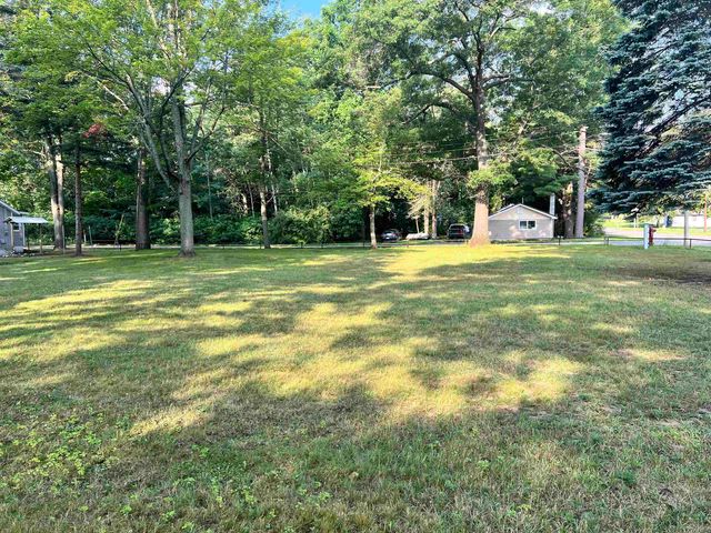 367 W Oak Street, Harrison, MI 48625