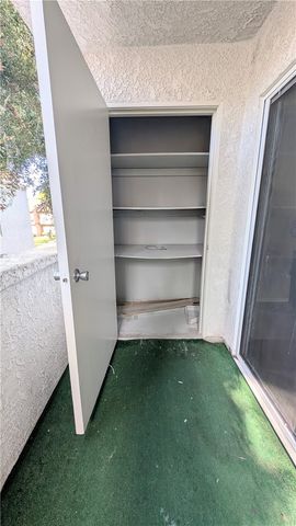 20134 Leadwell Street 208, Winnetka, CA 91306