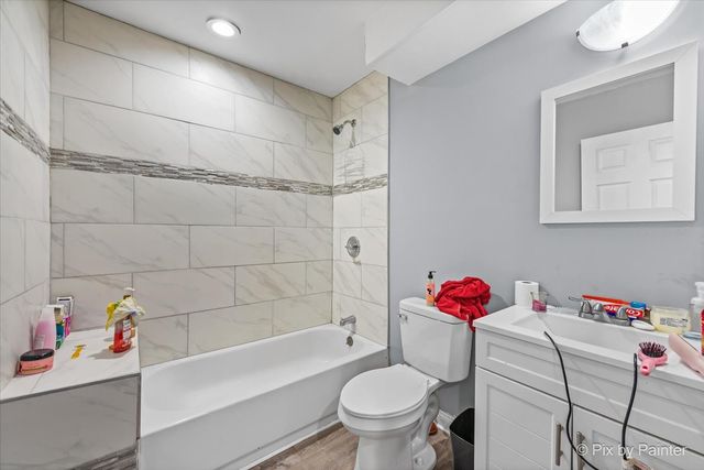 1615 S Komensky Avenue, Chicago, IL 60623