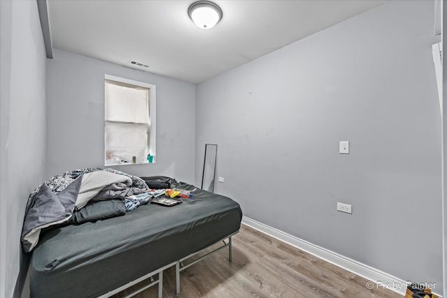 1615 S Komensky Avenue, Chicago, IL 60623