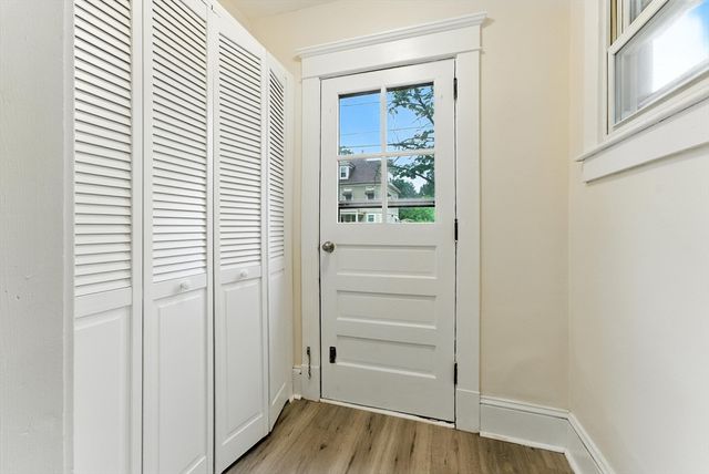 50 W School St, Westfield, MA 01085