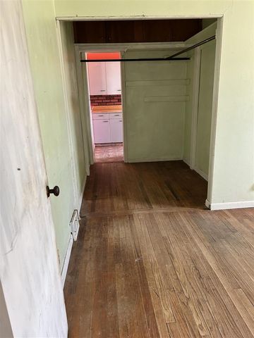 645 Allison Drive, Ann Arbor, MI 48103