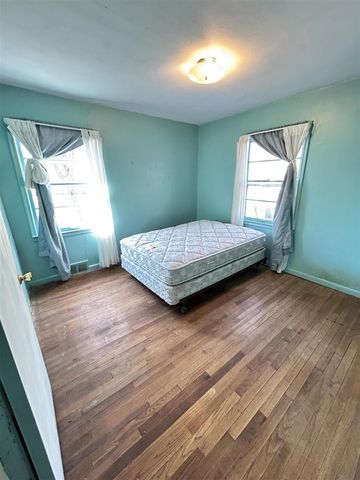 645 Allison Drive, Ann Arbor, MI 48103