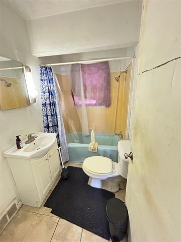 645 Allison Drive, Ann Arbor, MI 48103