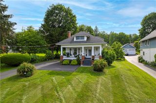 82 Oxford Road, New Hartford, NY 13413