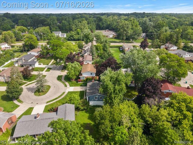 24132 Saint Mary Court, Farmington, MI 48336