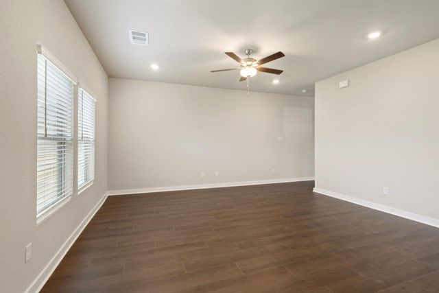 245 Little Green TRL, Jarrell, TX 76537